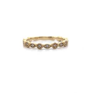 lot 29 image: NEW Diamond Bezel Vine & Leaf Stacking Ring in Yellow Gold