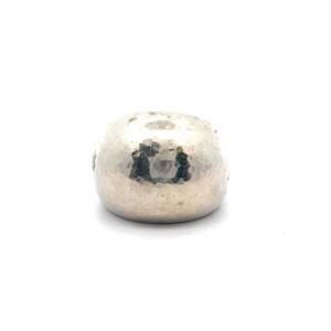 lot 71 image: Modern Hammered Dome Ring