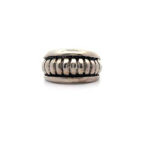 lot 74 image: Crescent Roll Scalloped Rustic & Bright Shine Artistic Ring