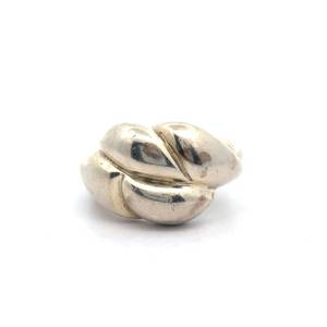 lot 79 image: Pillow Crescent Dome Ring
