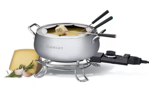 lot 212 image: Cuisinart Electric Fondue Pot