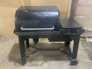 lot 13 image: Traeger Woodridge Wi-Fi Pellet Grill and Smoker
