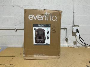 lot 89 image: Evenflo Tribute LX Convertible Car Seat