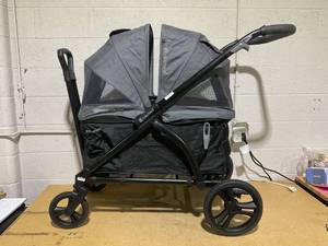 lot 71 image: Baby Trend Navigator PRO 2-in-1 Stroller Wagon