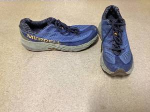 lot 439 image: Merrell  Agility Peak 5 Trail-Running Shoes - Men Size 12M