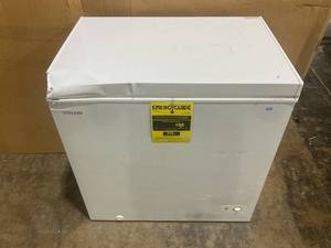 lot 219 image: Vissani 7.0 cu. ft. Manual Defrost Chest Freezer HMCF7W5