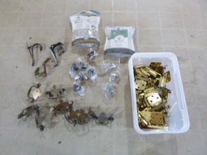 lot 15 image: Cabinet Hardware