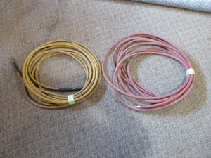 lot 44 image: 2 Air Hoses