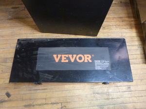 lot 47 image: Vevor Porta Power Jack