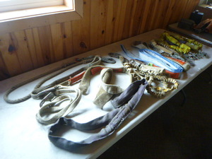 lot 48 image: Tie-Downs and Tow Straps