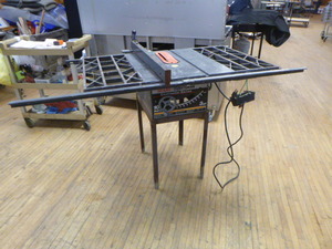 lot 51 image: Craftsman 10 Contractor Series Table Saw