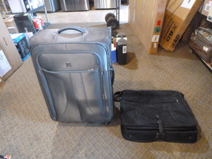 lot 77 image: 2 Pieces of Luggage