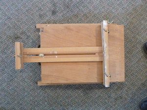 lot 95 image: Beachwood Artists Easel Sketch Box