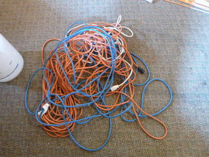 lot 102 image: 4 Extension Cords