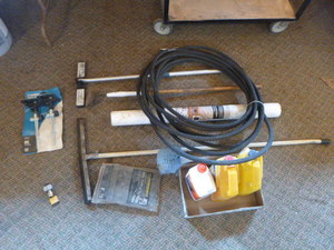 lot 103 image: Garage Items