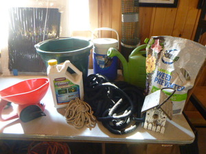 lot 104 image: Lawn and Garden Items