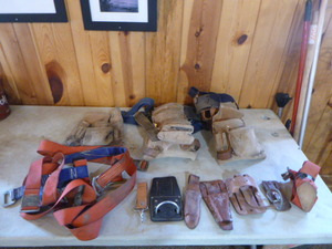 lot 124 image: Tool Belts and Harness