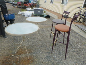 lot 153 image: Outdoor Furniture