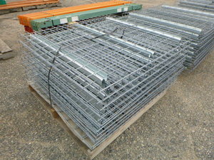20 Pallet Racking 46" X 42" Wire Decks
