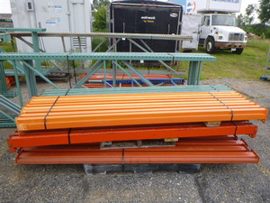 lot 8 image: Pallet Racking Uprights and Beams