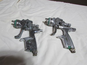 lot 6 image: Paint Guns