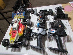 lot 11 image: Remote Control Car Lot