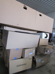lot 37 image: Automotive Body Parts Skid
