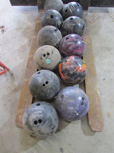 lot 38 image: Bowling Balls