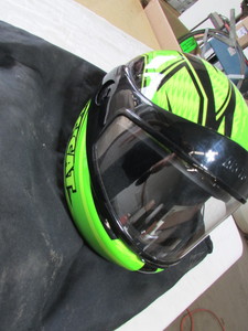 lot 42 image: Youth Artic Cat Helmet