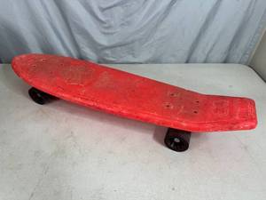 lot 46 image: Vintage Huffy Thunder Board Skateboard