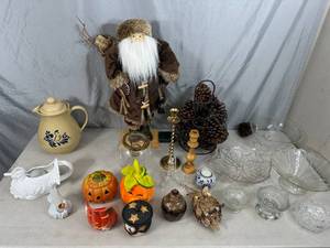 lot 88 image: Sonoma Gravy Boat, Glassware, Halloween, and More