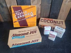 lot 7 image: Vintage Peter Paul Candy bar Boxes and Band Aid tins
