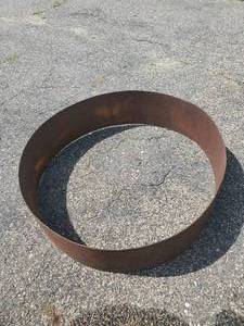 lot 34 image: Large Heavy duty Fire Ring - Thick metal that wont burn up