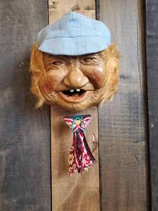 lot 87 image: Original Peter Figuren Manufactured by the Crazy Guys