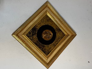 lot 3 image: Vintage Turner MCM Wall Hangings Classical Medallions 1980s