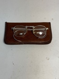 lot 13 image: Vintage 110 12K GF Eyeglasses