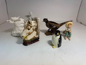 lot 40 image: Animal & Angel Ceramic Pieces