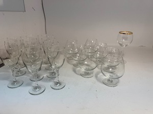 lot 43 image: Large Lot of Wine Glasses