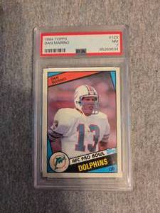 lot 54 image: Graded 1984 Dan Marino #123 Football Card