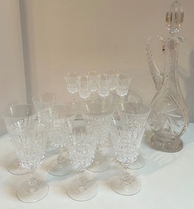 lot 43 image: Crystal Decanter with Stopper and 12 Cut Crystal Stemware Glasses