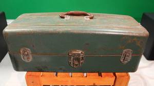 lot 040 image: Union Steel Chest Fishing Tackle Box with Contents