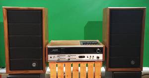 lot 020 image: Sound Design Stereo Receiver 4673 with Speakers