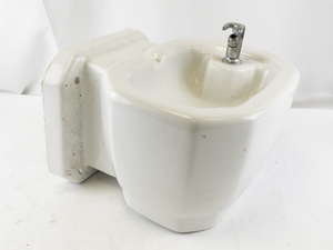 lot 154 image: Wall-Mounted Ceramic Drinking Fountain with Metal Spout