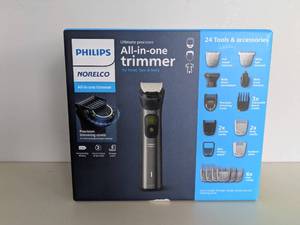 lot 15 image: PHILIPS NORELCO ALL IN ONE TRIMMER SET