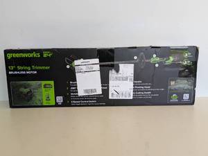 lot 94 image: NEW GREENWORKS 13 STRING TRIMMER BRUSHLESS MOTOR