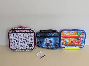 lot 150 image: 3 NEW LUNCH BAGS