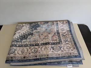 lot 161 image: WYATT & ASH GERALDINE MACHINE WASHABLE AREA RUG 53in BY 7FT