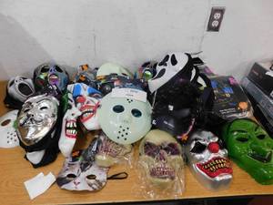 lot 162 image: MASSIVE Halloween Haul