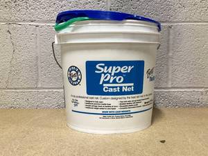 lot 413 image: Betts Super Pro Cast Net- 8 Foot- 316 Inch- 1.3lbs Per Foot