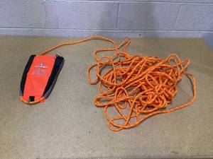 lot 455 image: Fox 40 Rescue Orange Throw Bag